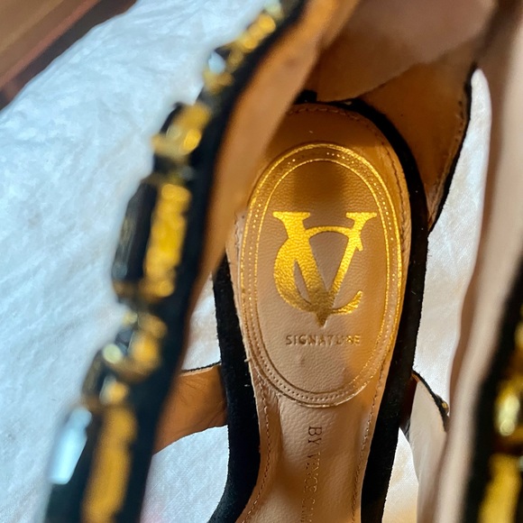 Vince Camuto Signature Brandie Heels - Picture 6 of 8